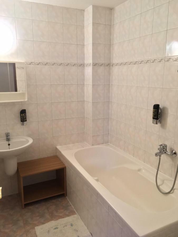Penzion Dobre Casy Košice Exteriör bild